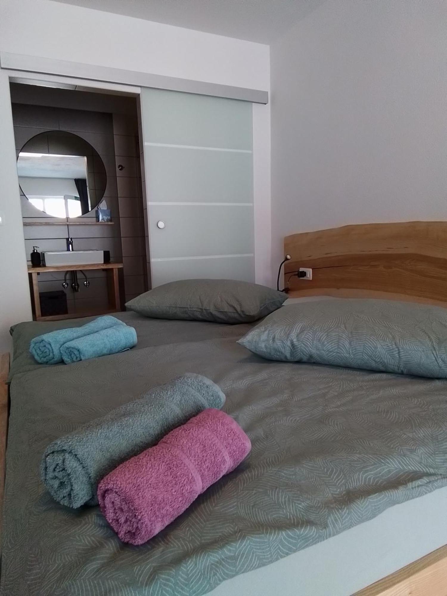 Appartement Hisa Za Gradom à Kobarid Extérieur photo